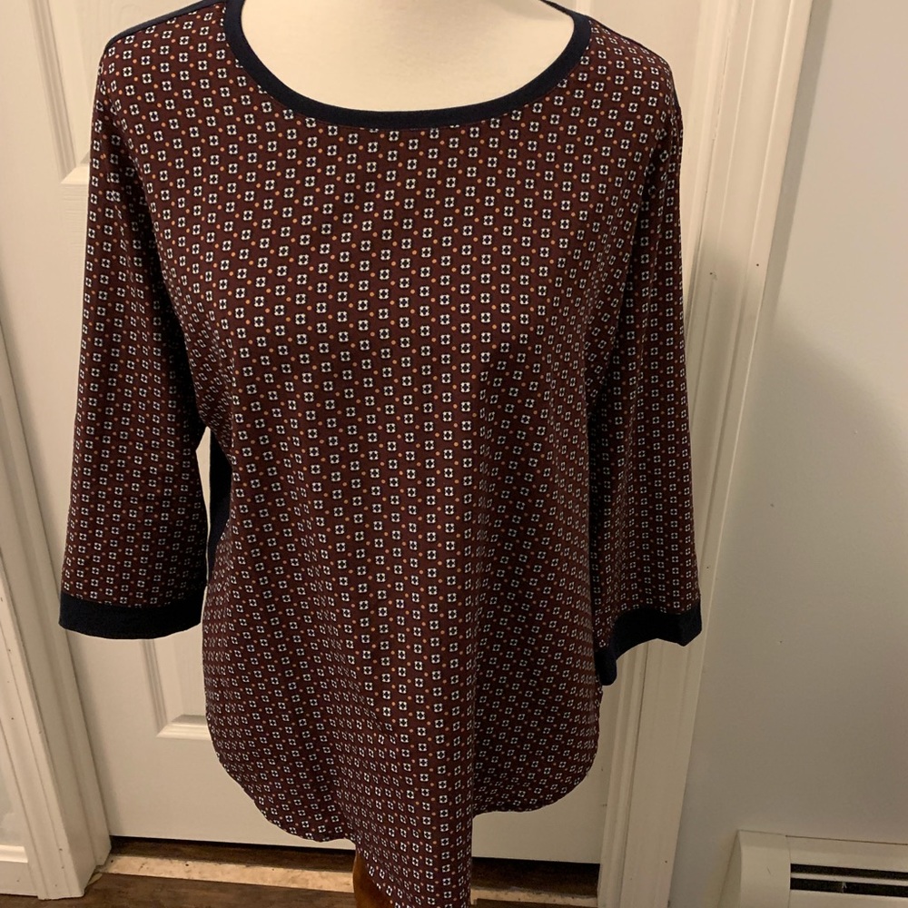 Van-Heusen women’s size large long sleeve